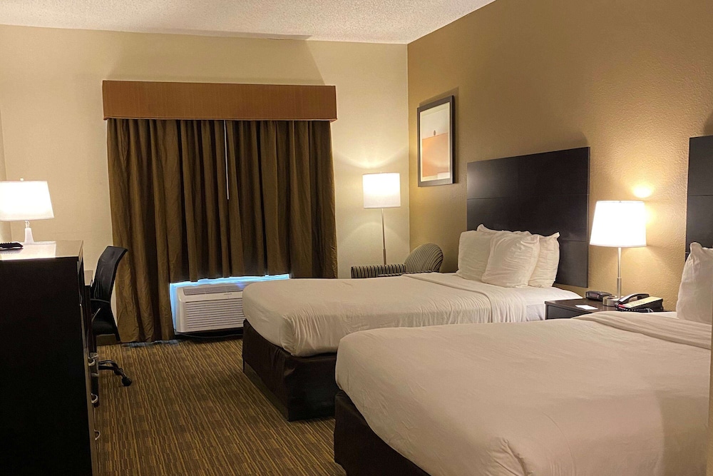 Room, 2 Queen Beds, Non Smoking