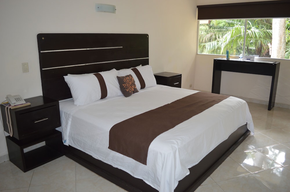 Junior Suite, 1 King Bed photo 1
