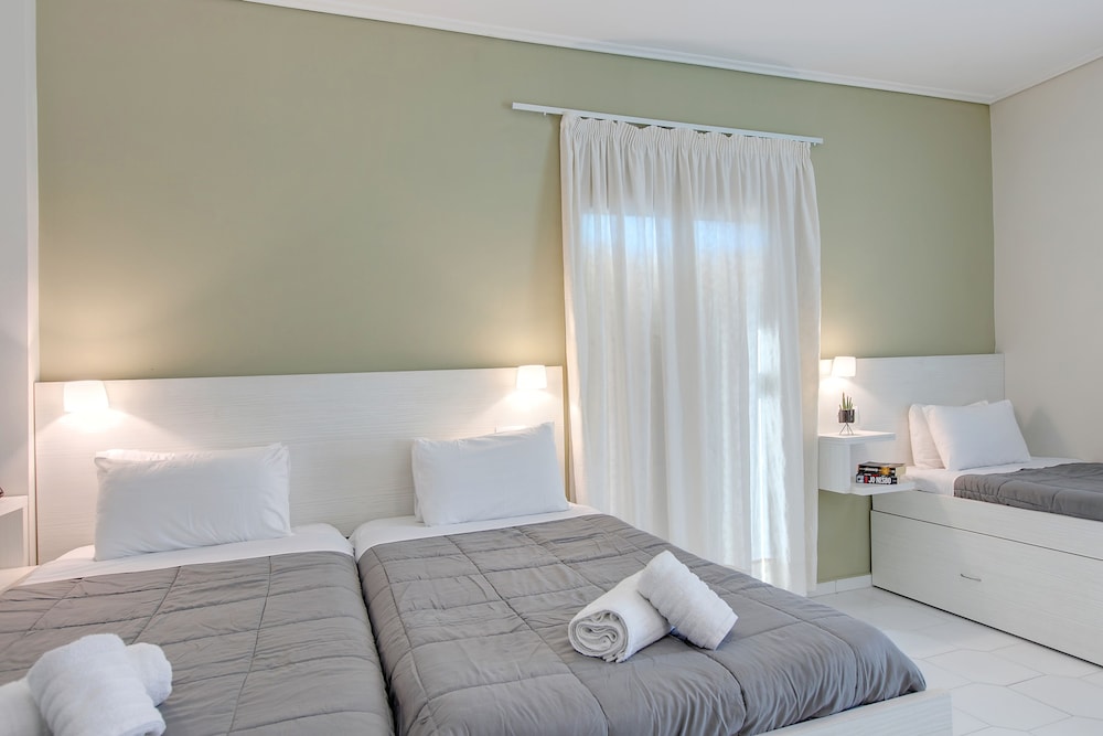 Comfort Quadruple Room photo 3