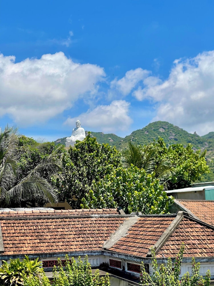 Panoramic Double Room Single Use, 2 Double Beds, Partial Ocean View photo 2
