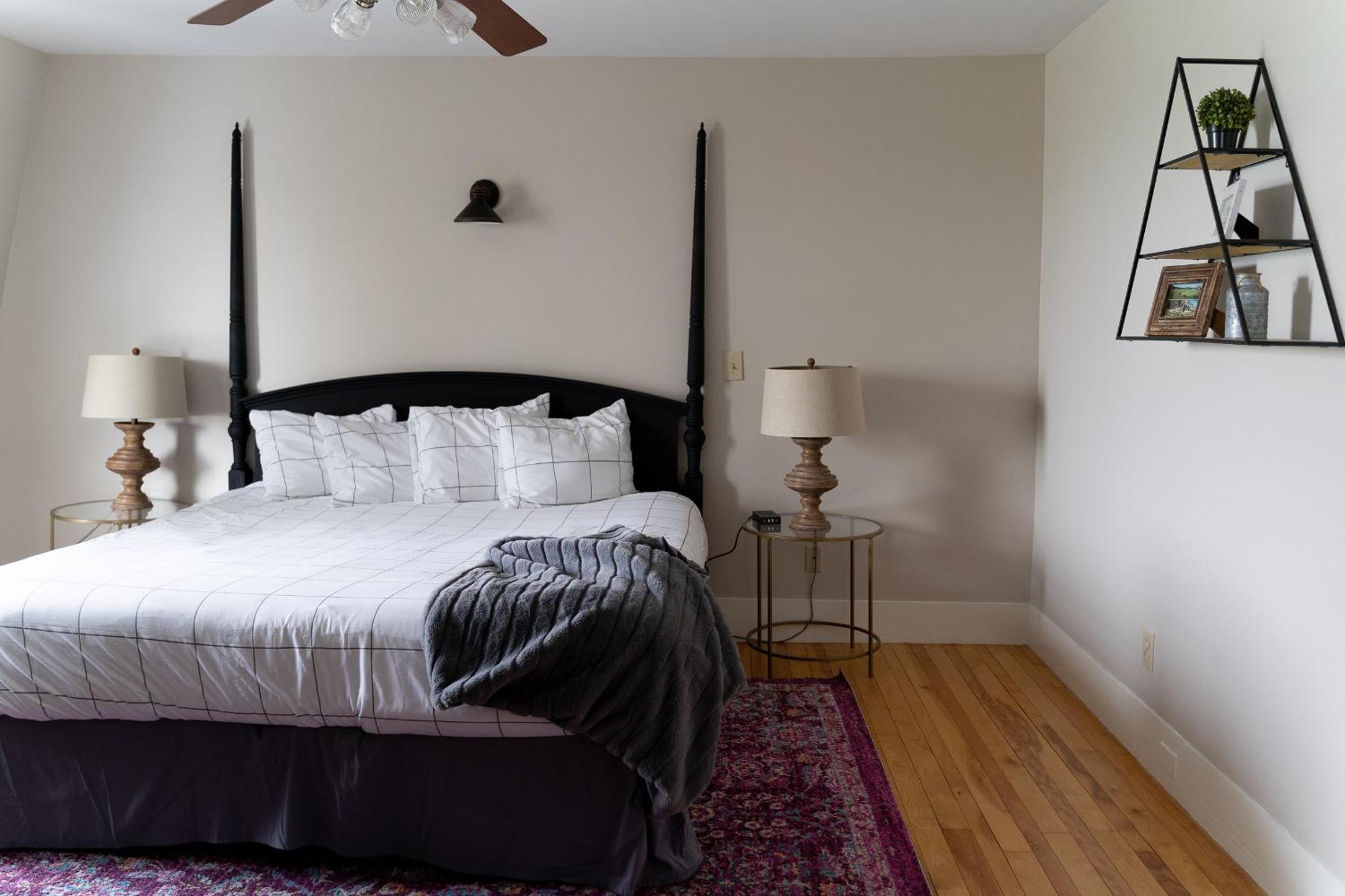 One-Bedroom Suite photo 1