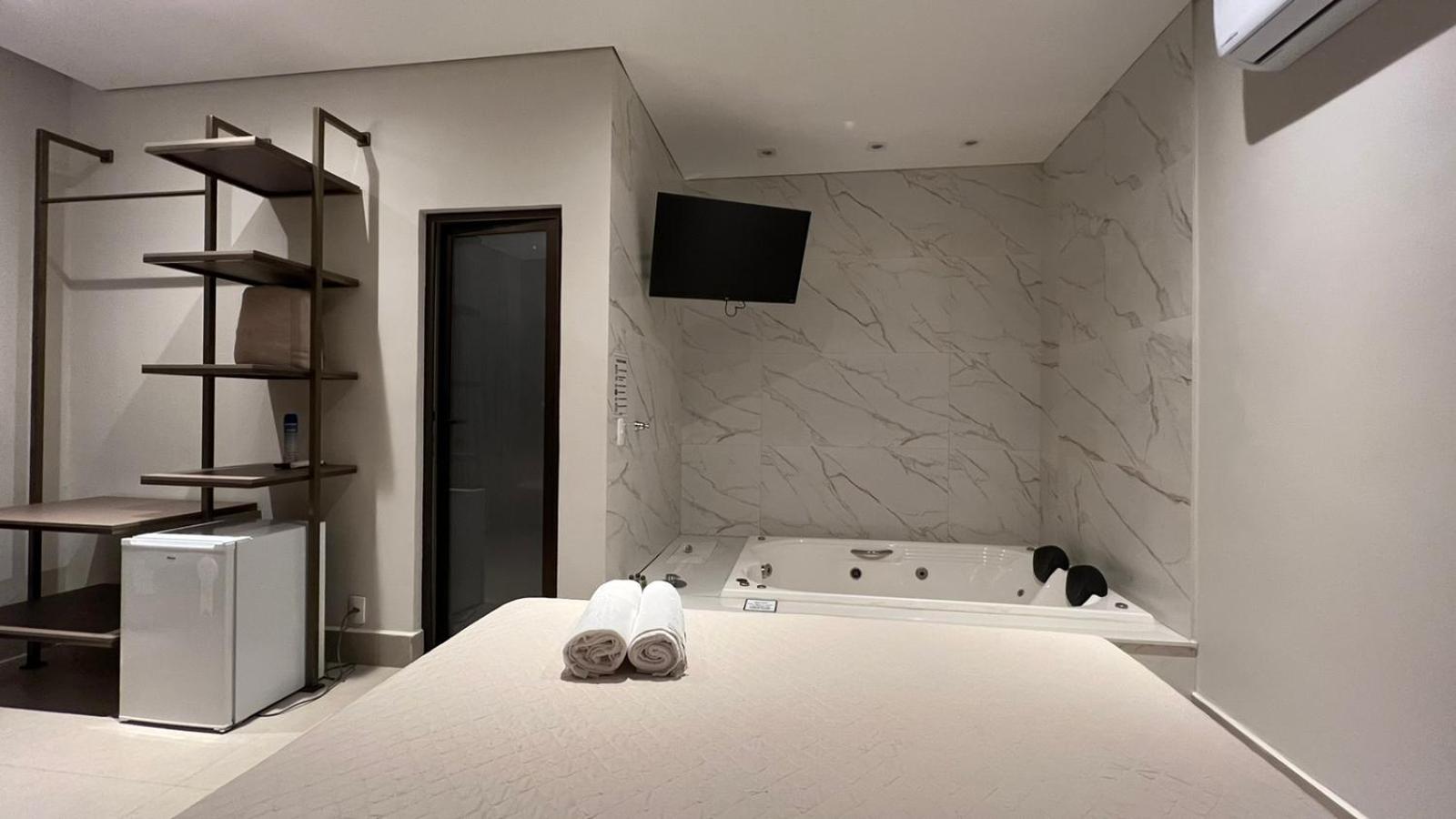 Suite with Garden View