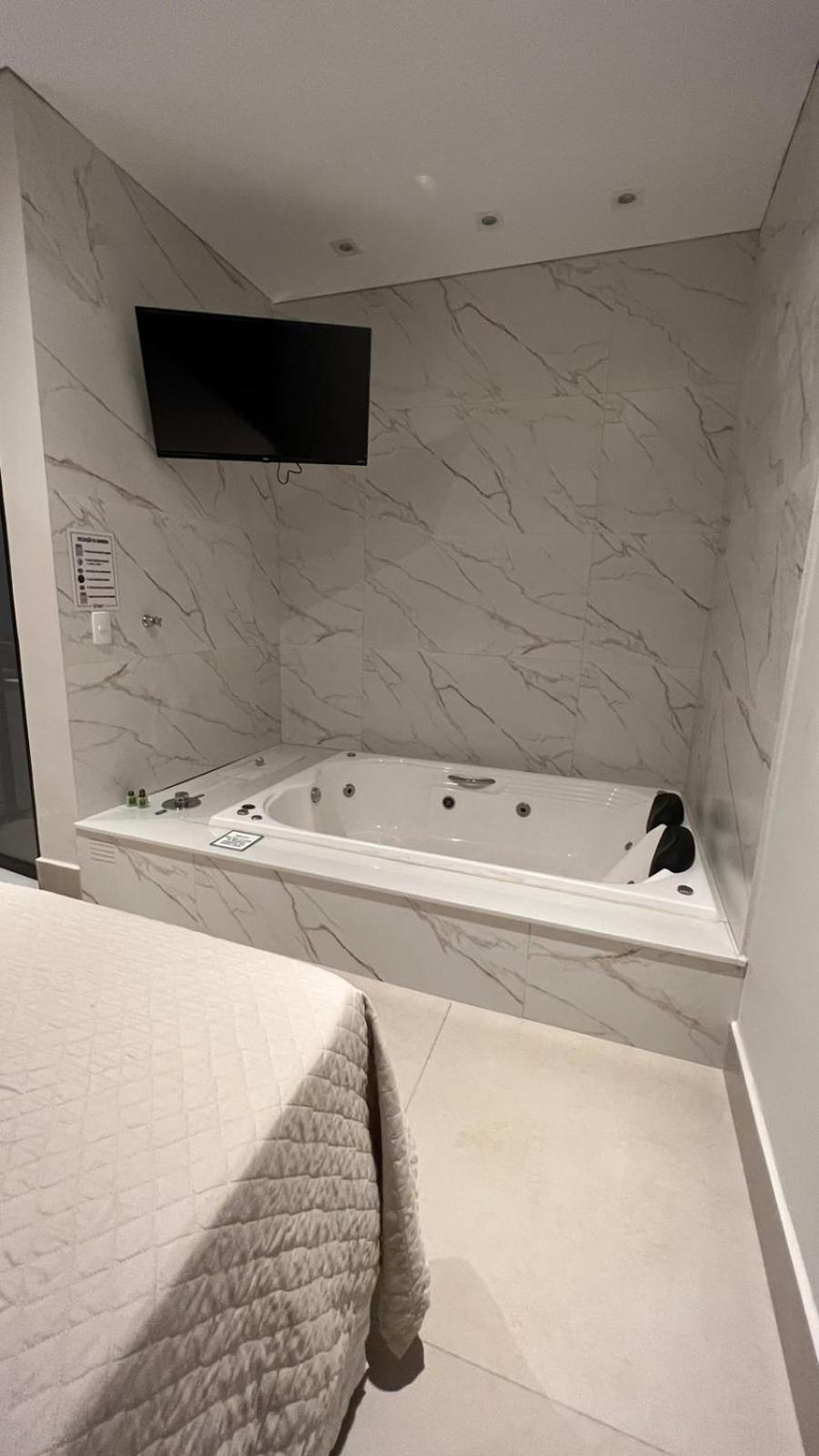 Suite with Garden View photo 2
