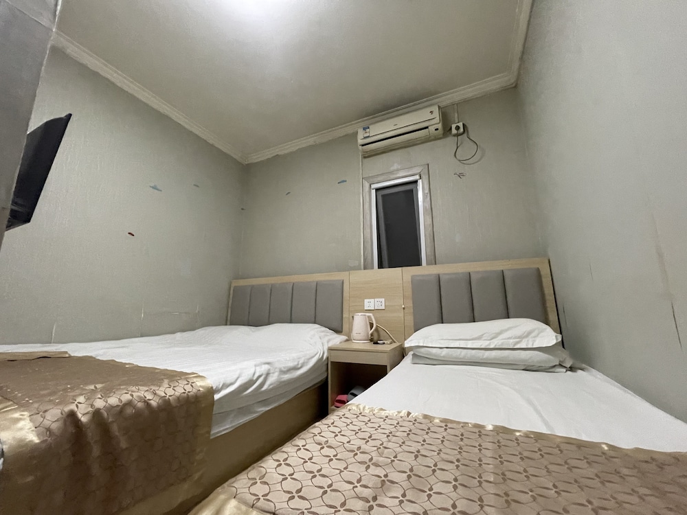 Twin Room (Chinese Mainland Guests Only) photo 1