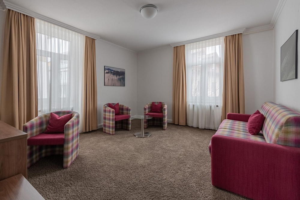 Junior Studio Suite photo 3