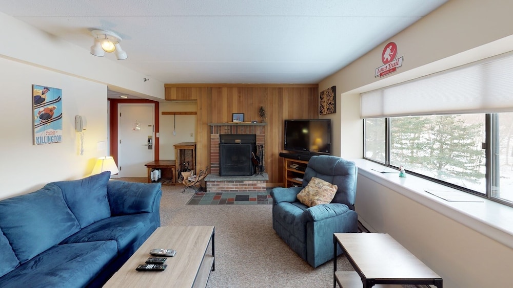 Condo, 2 Bedrooms