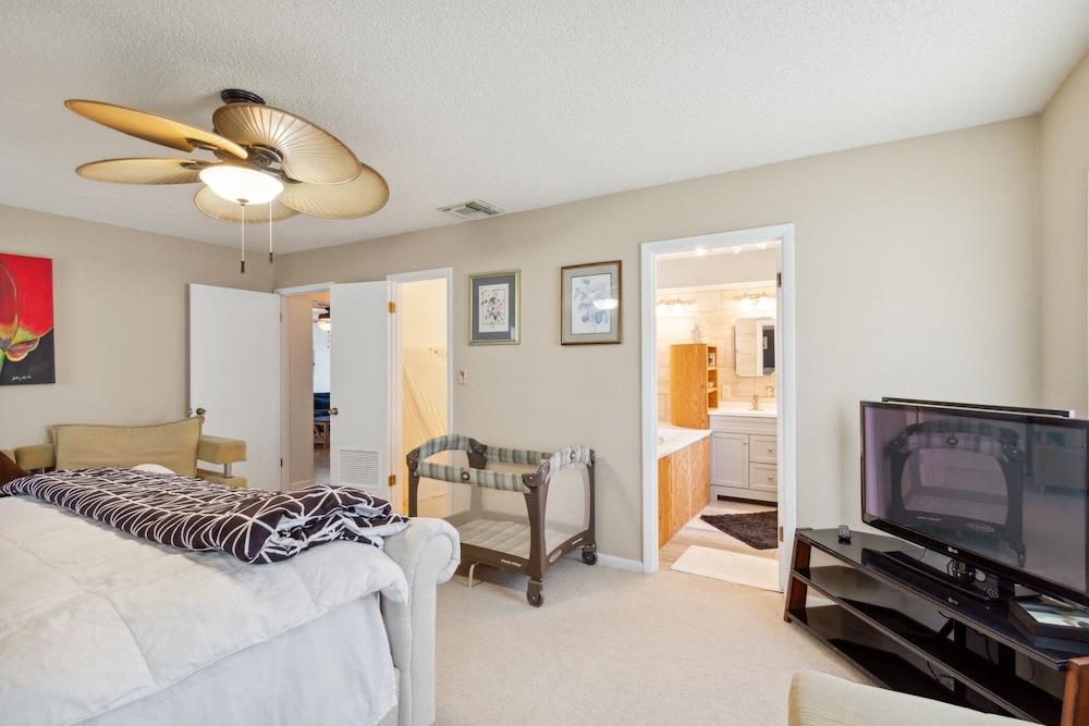 House, 2 Bedrooms photo 1