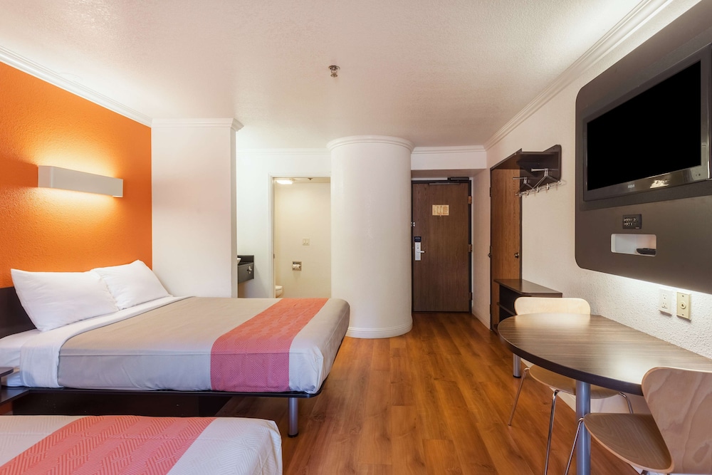 Standard Room, 2 Double Beds, Non Smoking, Refrigerator & Microwave - Photo 1