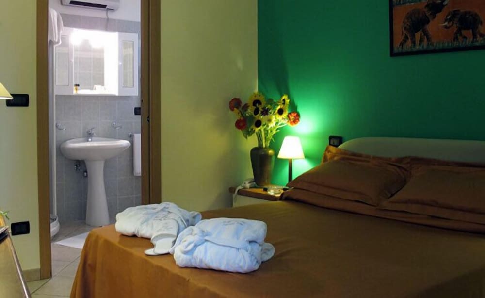 Luxury Double Room photo 1