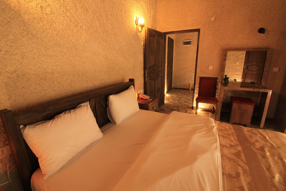 Twin Room - Photo 1