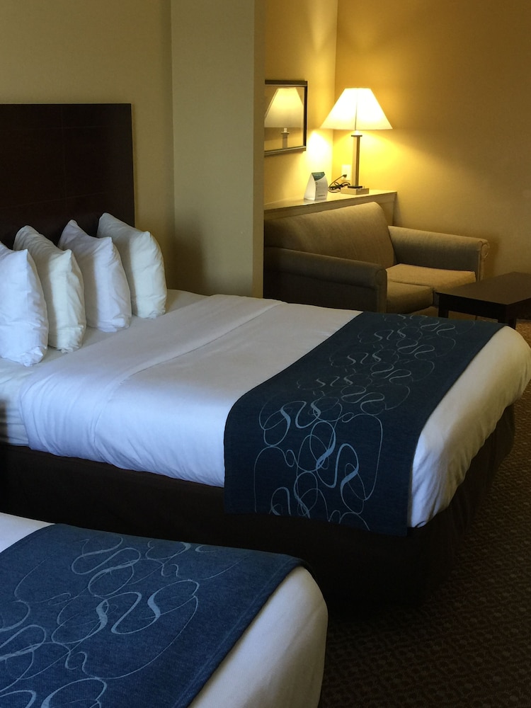 Suite, Multiple Beds, Accessible, Non Smoking - Photo 3