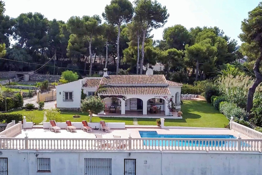 Villa (4 Habitaciones)