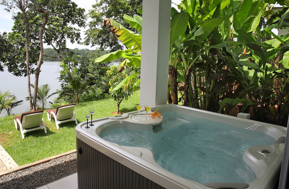 Deluxe Bungalow, Sea Facing photo 2