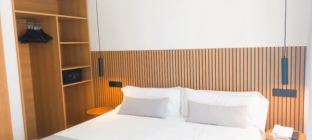 Suite, Balcony, Pool View (No Kitchen - 3 adults + 1 child)