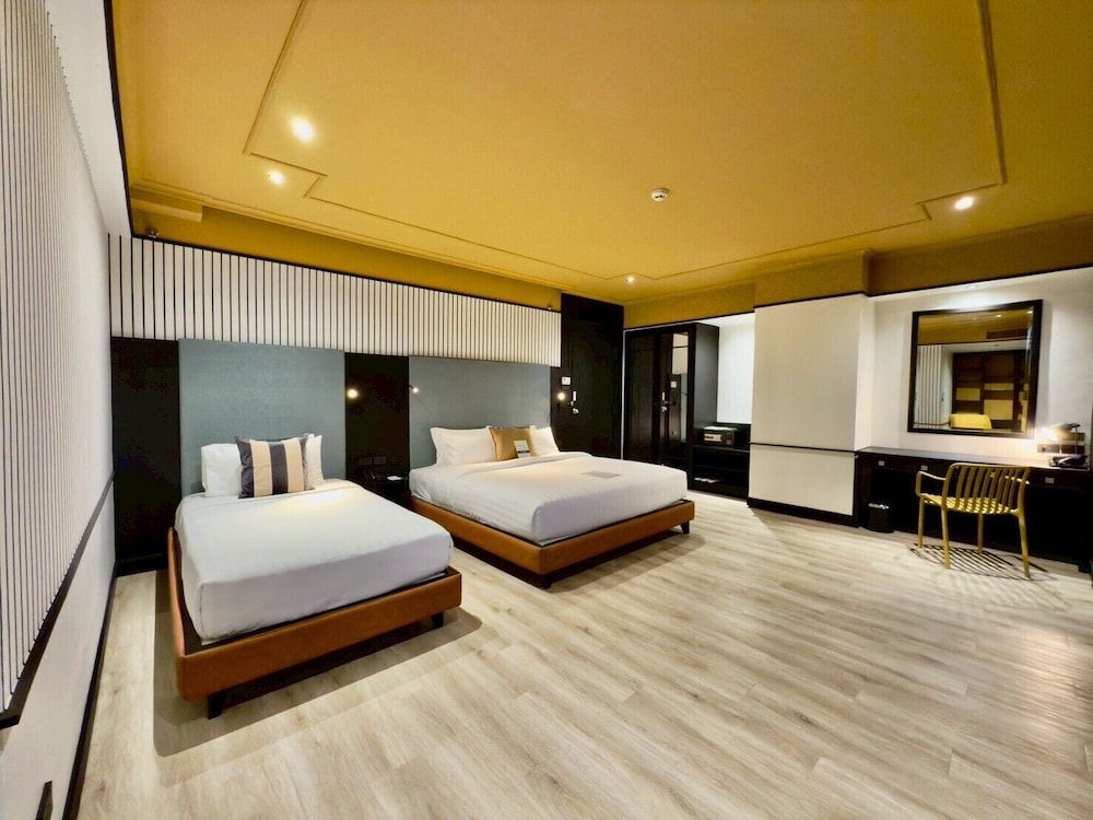 Two Bedroom Family Suite photo 2