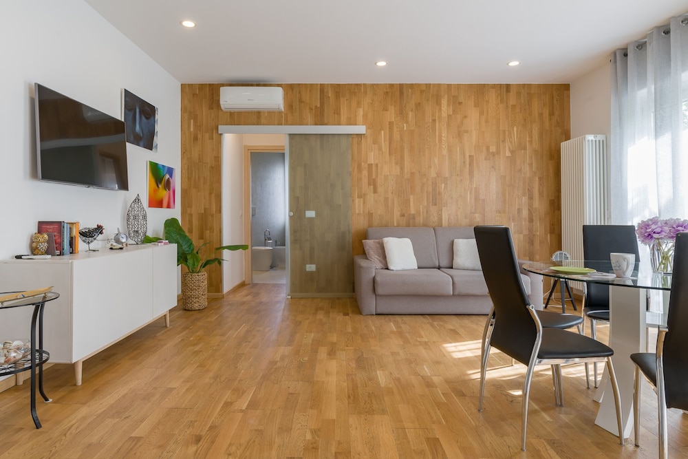 Business Apartment