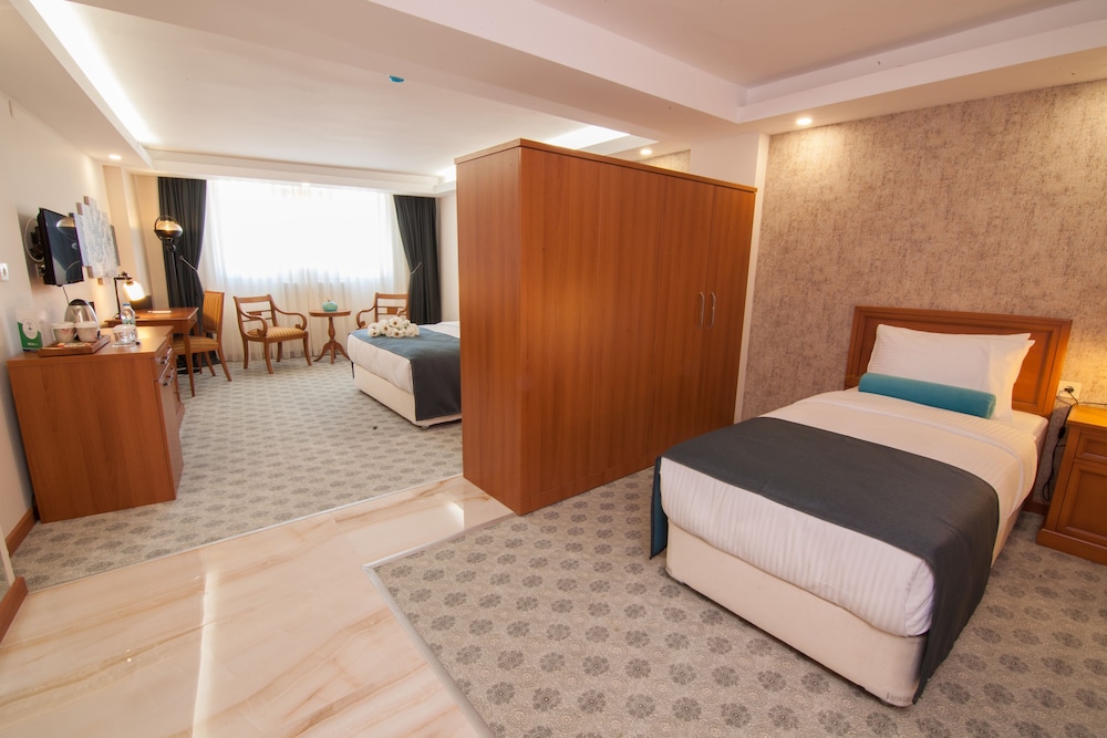 Standard Double or Twin Room, Non Smoking - Photo 4