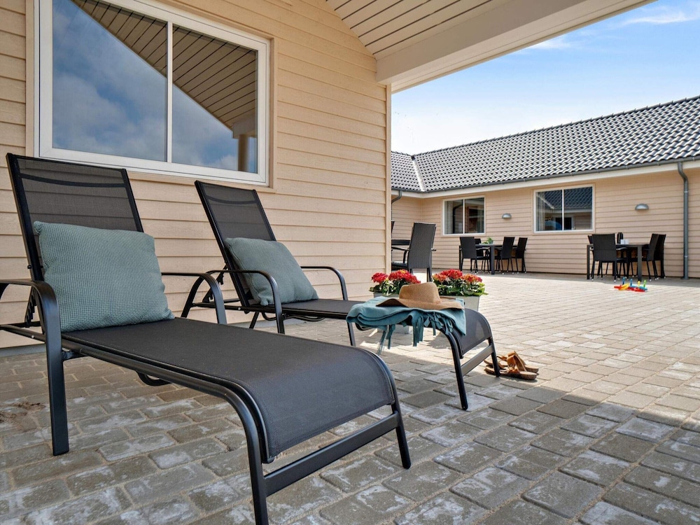 House photo 2