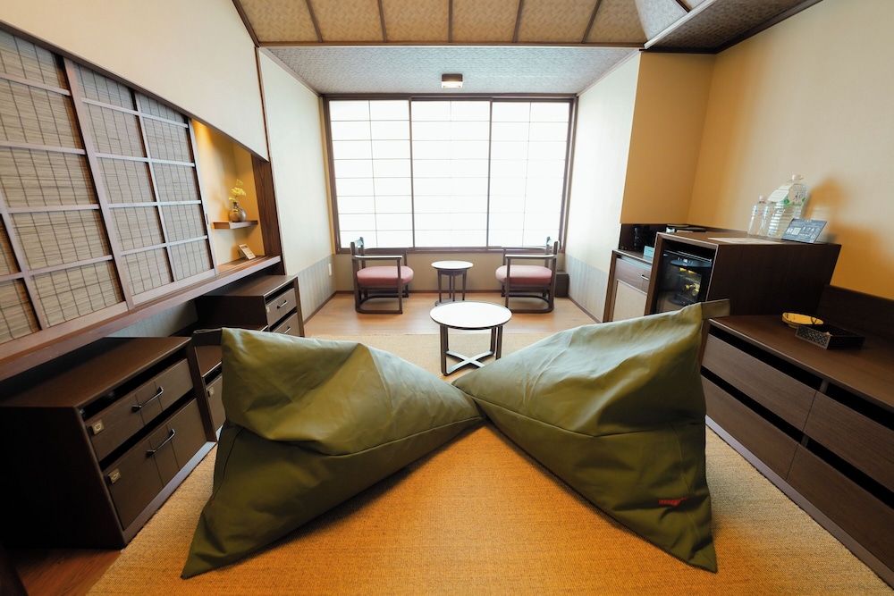 Luxury Twin Room - Photo 1