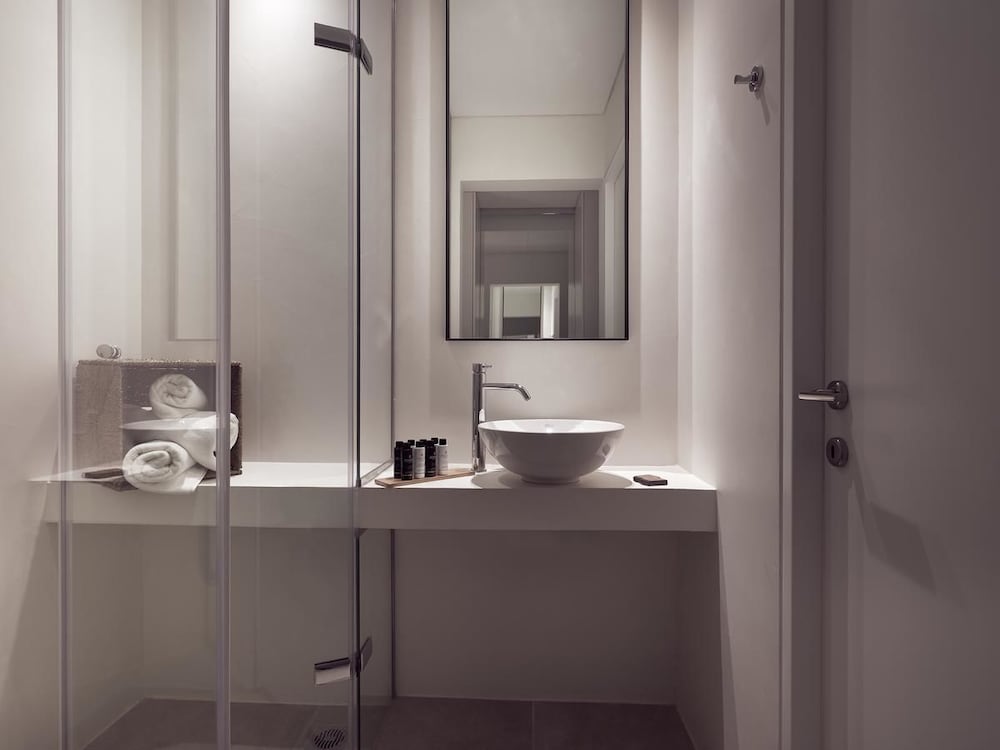 Design Double or Twin Room photo 2