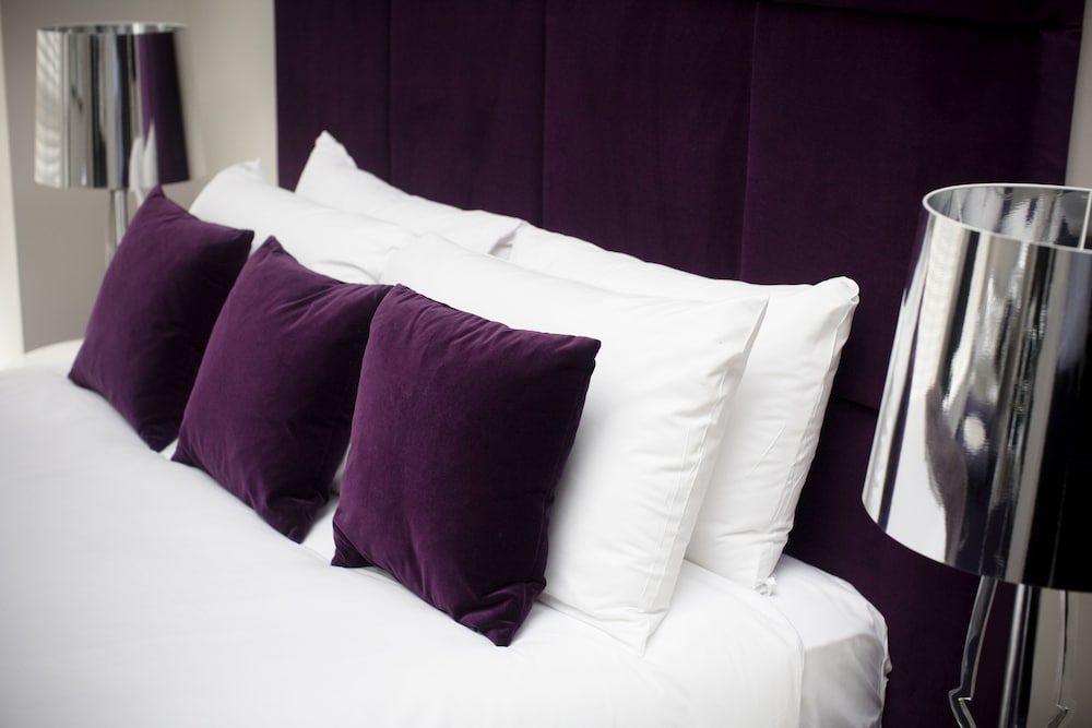 Standard Room, 1 Double Bed, Non Smoking - Photo 4