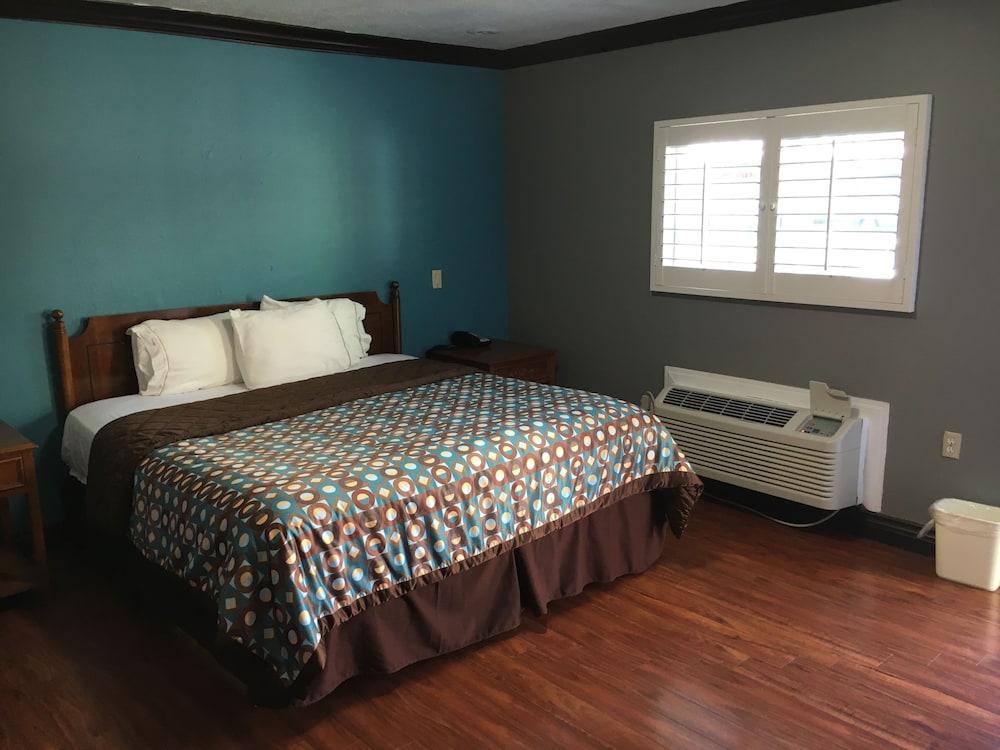 Basic Room, 1 Bedroom, Smoking photo 3