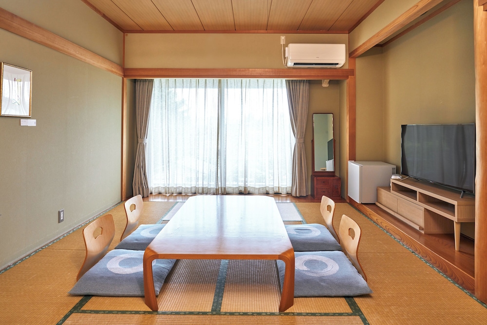 Japanese Style Family Room for 5 People - Photo 2