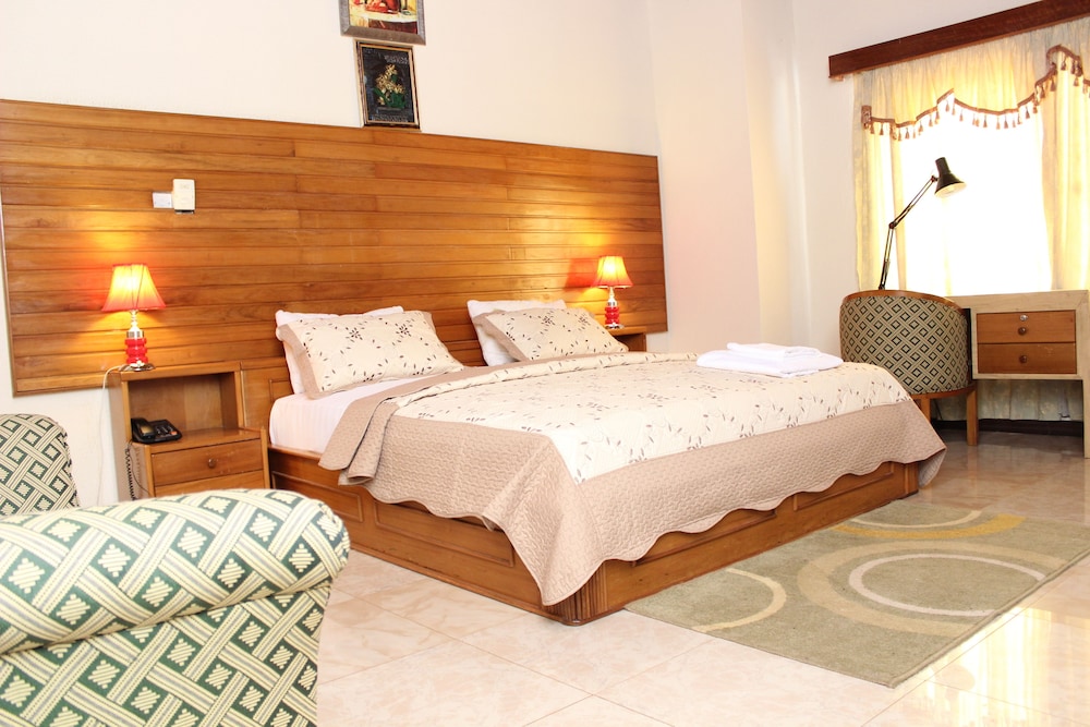 Executive Suite photo 1