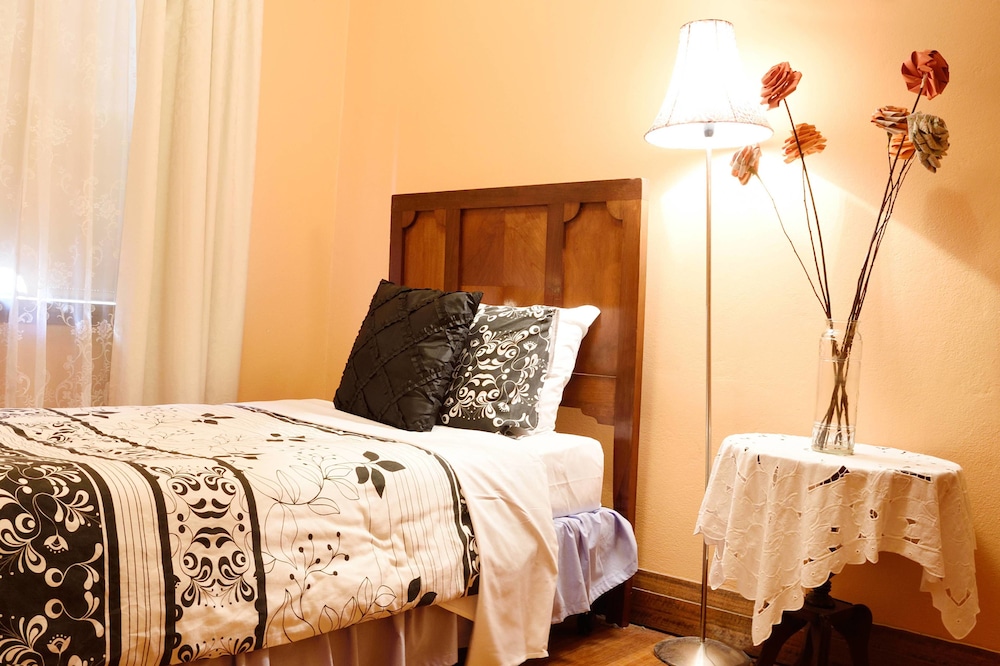 Two Bedroom Apartment (Four Nights) - Non Smoking photo 1