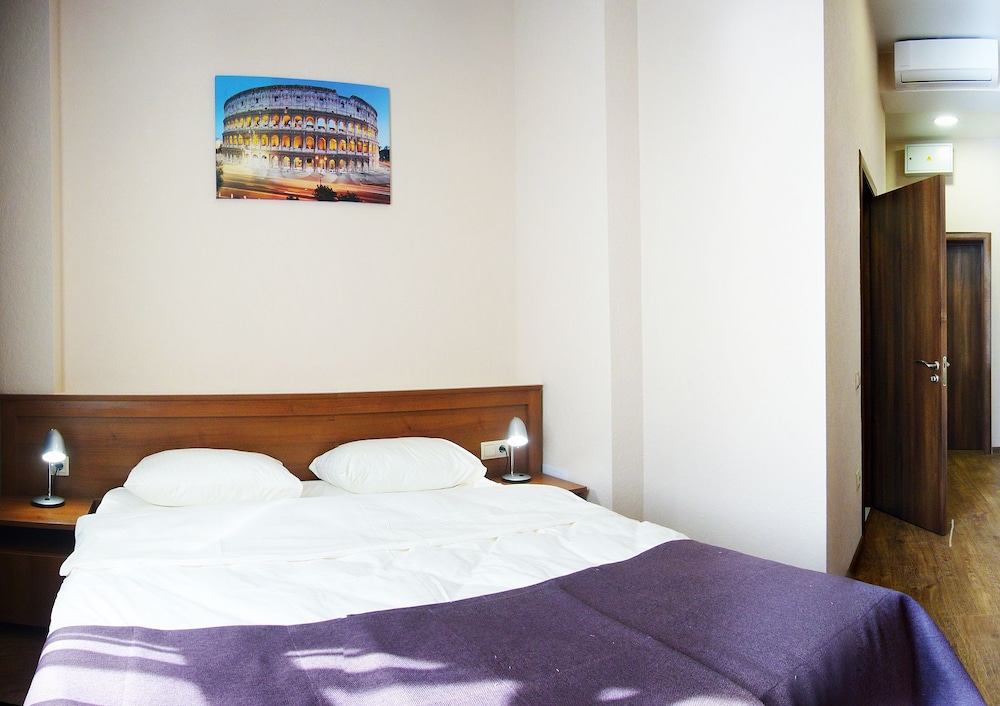 Economy Double Room, 1 Double Bed photo 2