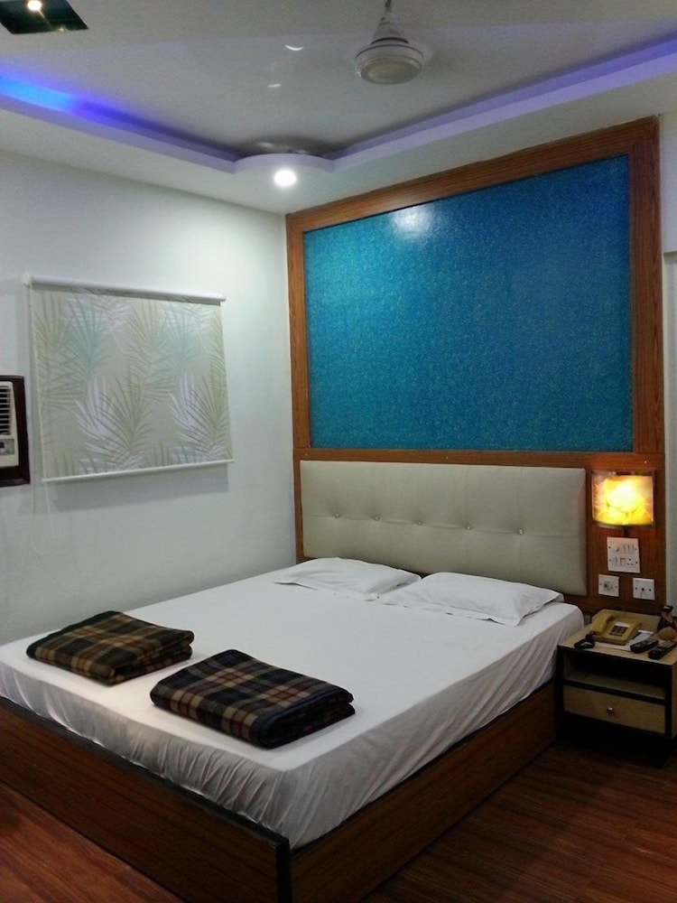 Super Deluxe Room
