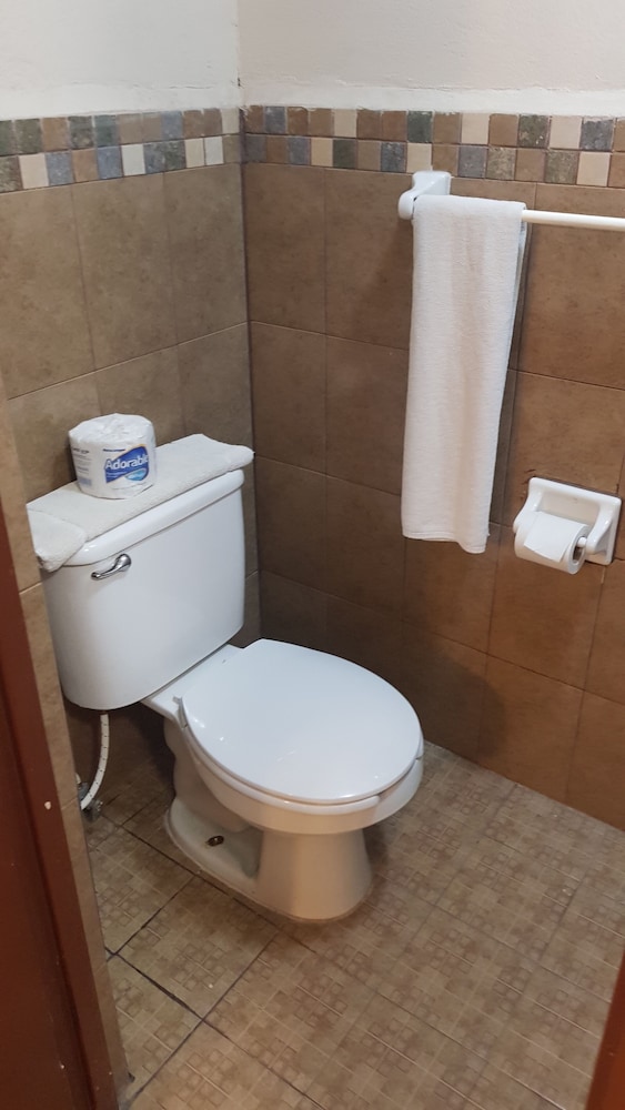 Basic Room - Photo 13