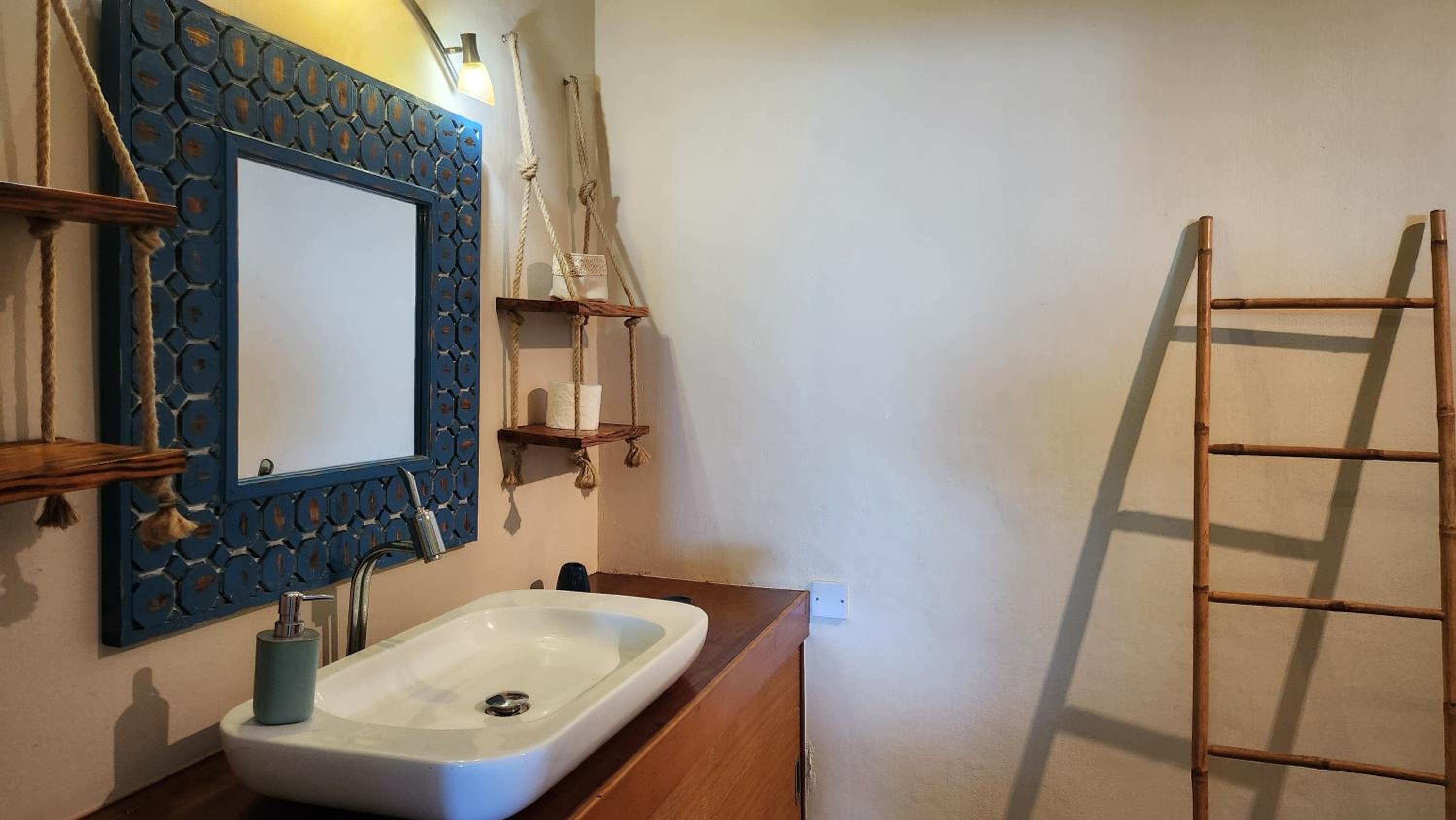 Deluxe Double Room with Sea View photo 2