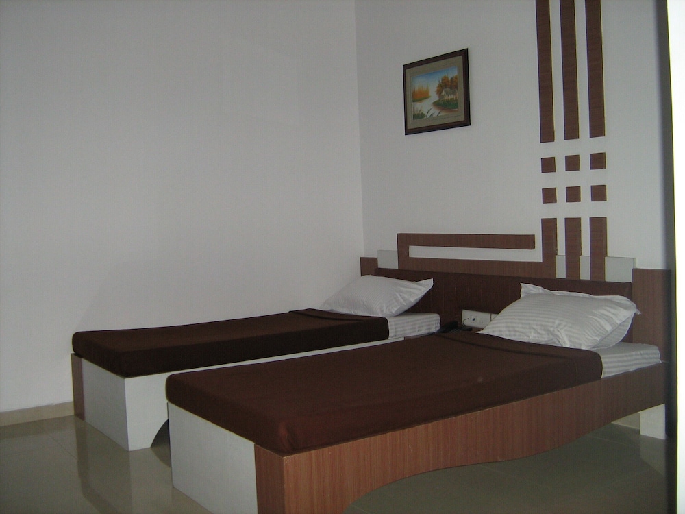 Triple AC Room photo 1