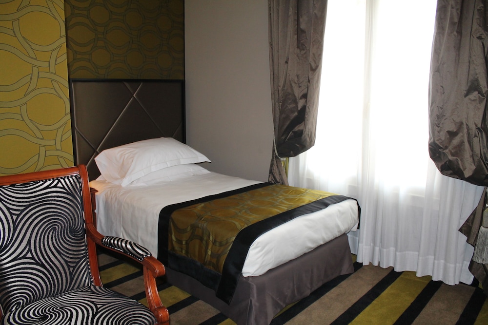 Single Room, Accessible