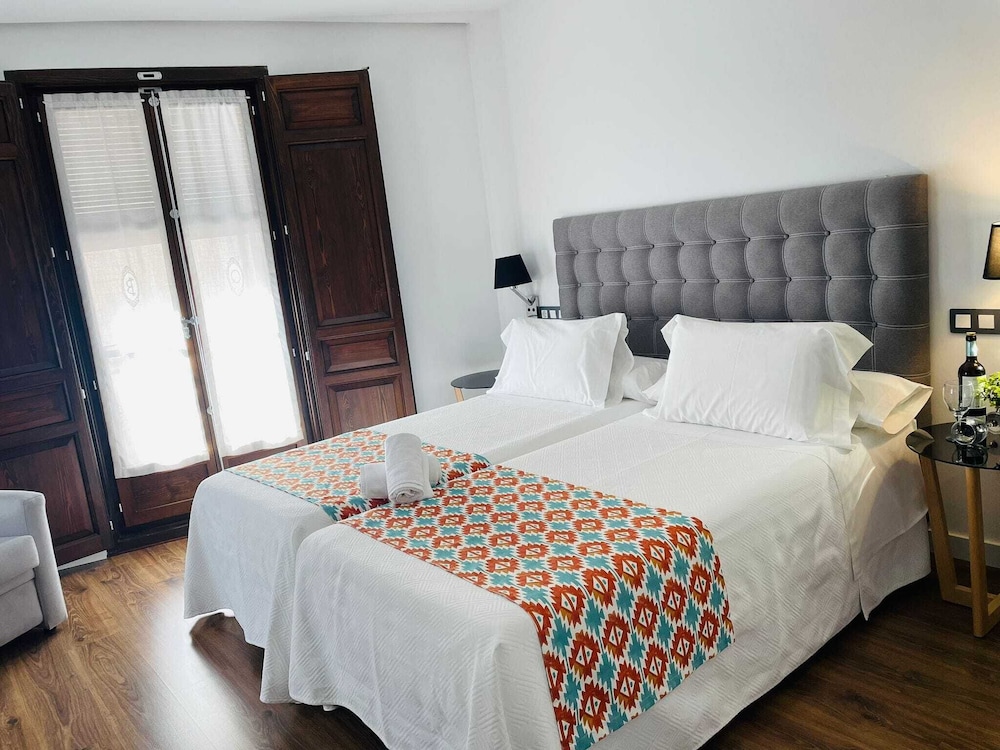 Twin Room (Nieves) - Photo 1
