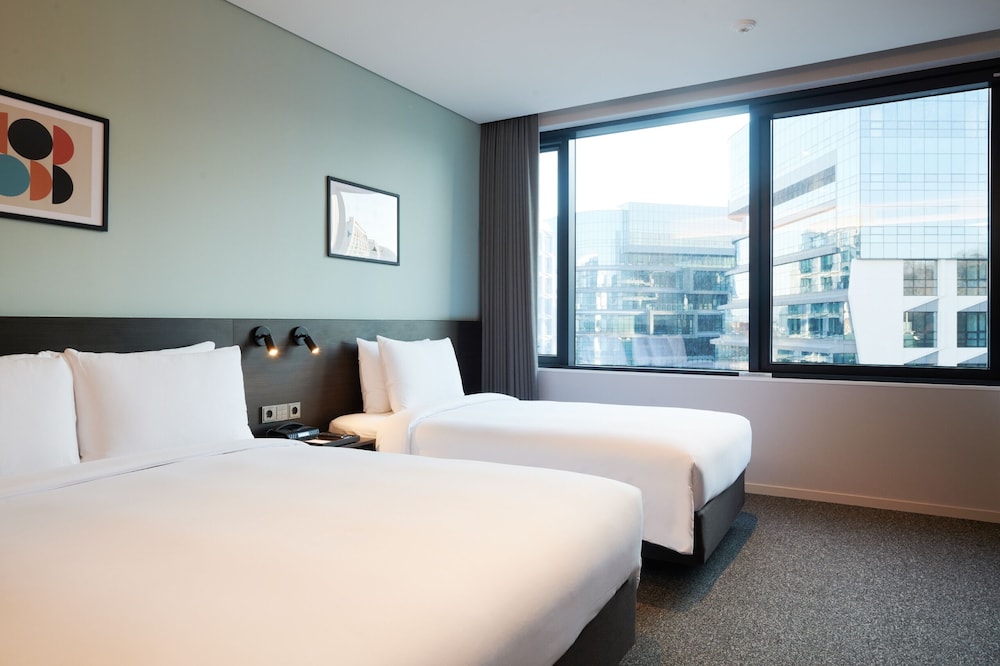 [Teenieping World Package] Family Twin Room - Photo 3