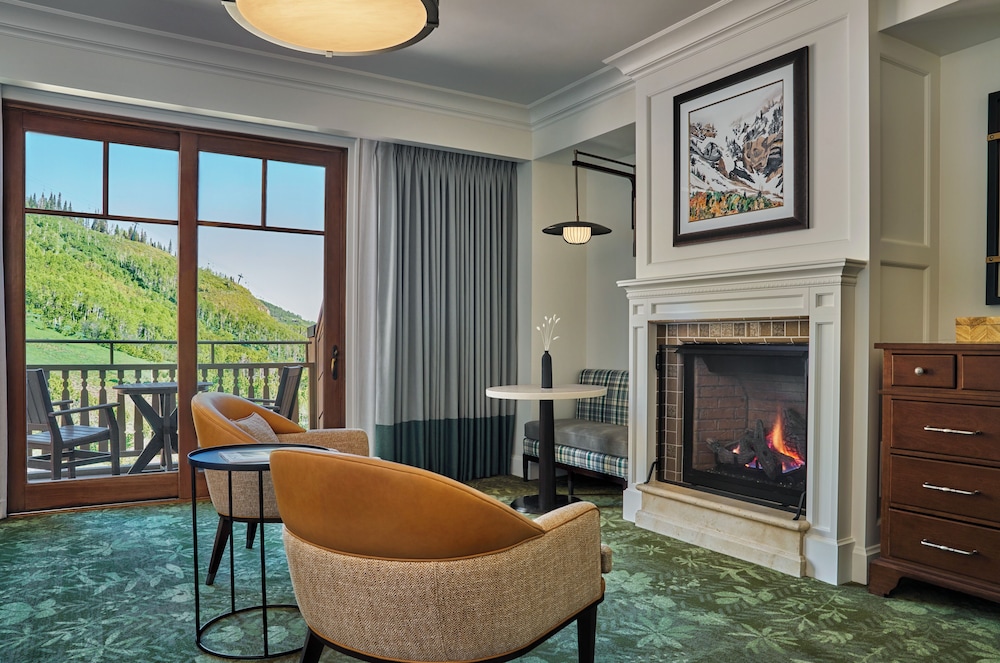 Junior Suite, Resort View - Photo 3