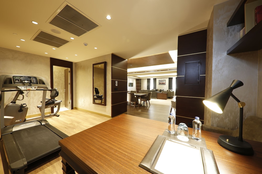 Presidential Suite photo 3