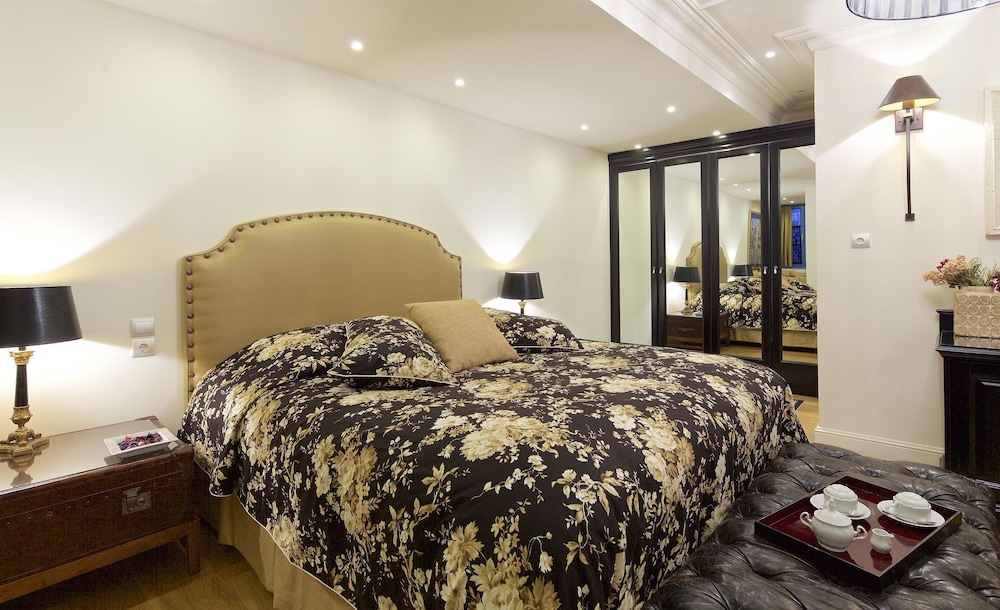 Superior Suite, 1 King Bed photo 1