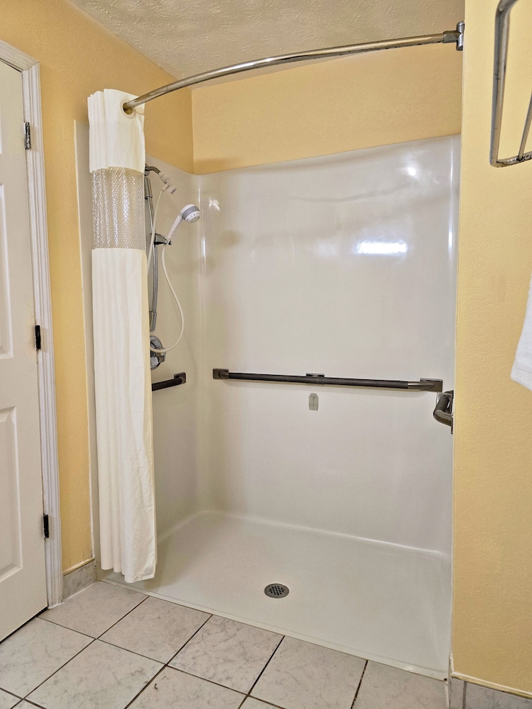Garden Inn & Suites, Fotografia 6