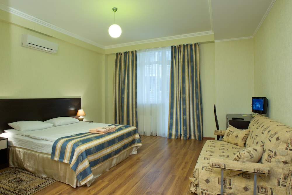 Junior Suite, Balcony photo 3