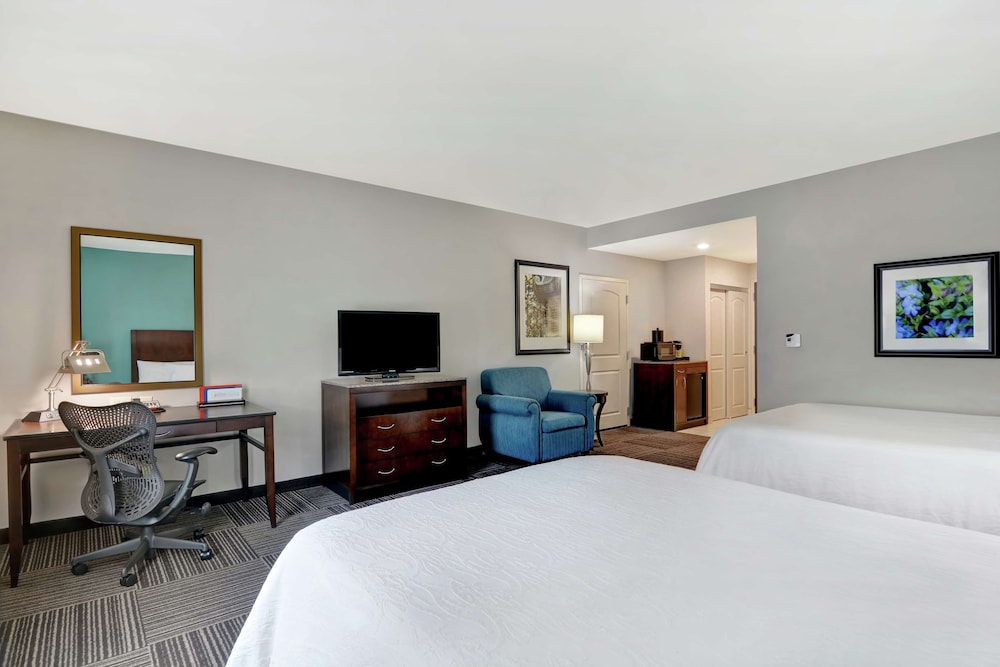 Room, 2 Queen Beds, Accessible photo 1