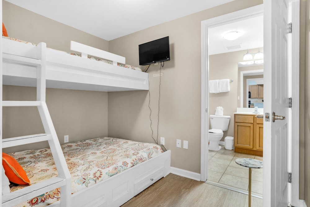 Condo, 1 King Bed with Sofa bed (Palms Resort #1711 Jr. 2BR)