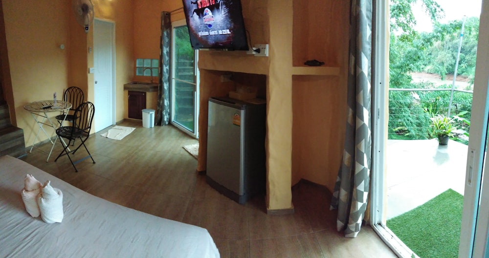 Deluxe Room, Terrace, River View photo 3