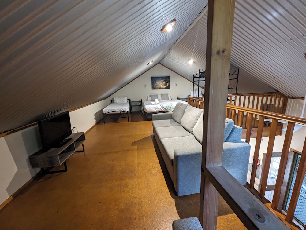 Classic Cabin, Garden Area photo 3