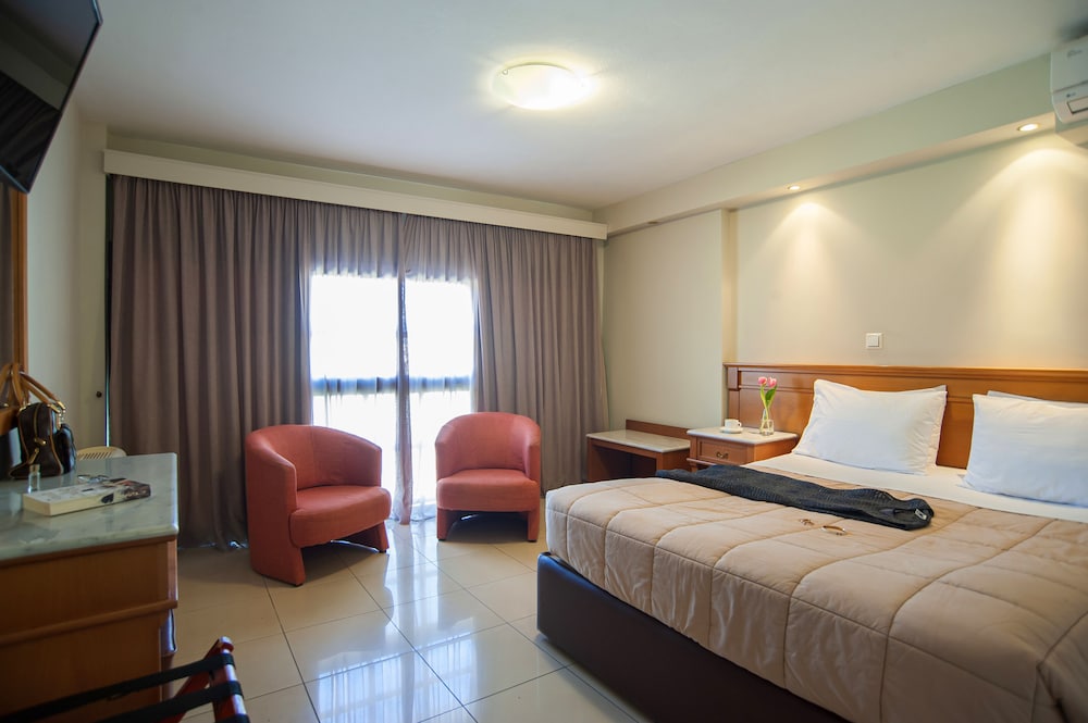 Quadruple Room with Spa Bath - Photo 4