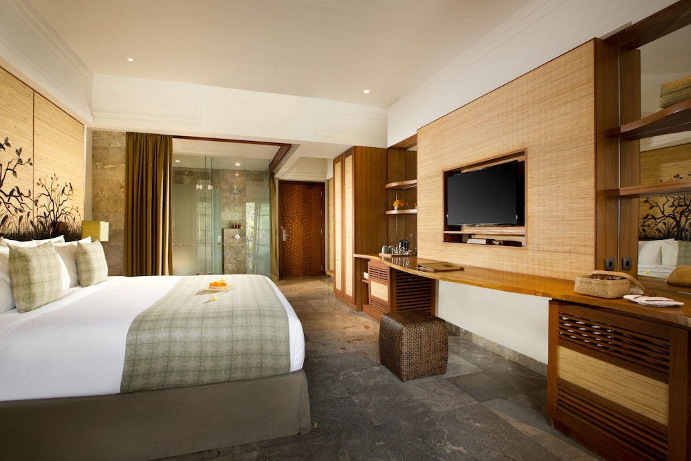 Premier Room