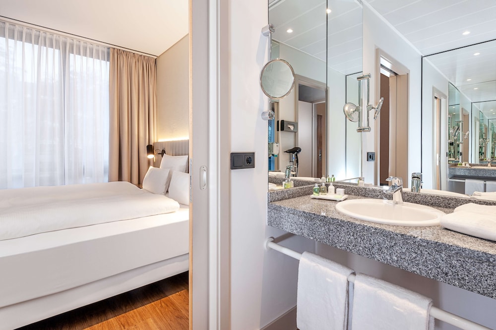 Junior Suite (Extra Bed 2 adults + 1 child) - Photo 14