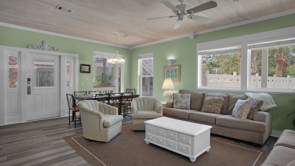 House, Multiple Beds, Pool Access, Pool View (Sea Turtle Pass)
